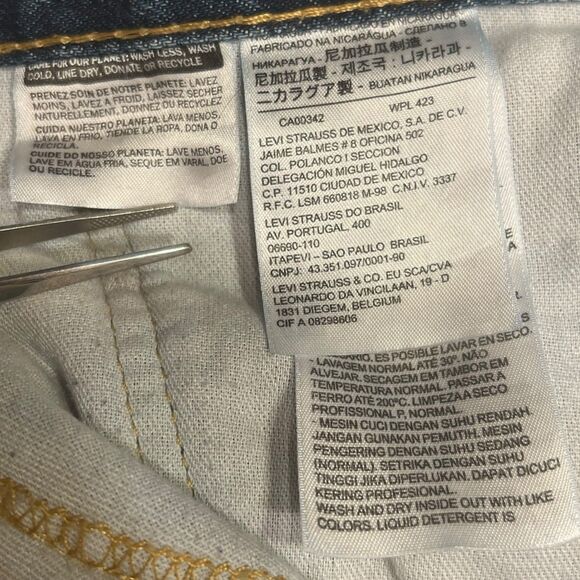 Levi’s 505 Men’s Regular Fit Straight Jeans Blue Denim W44 L32 Fall Layering - Picture 12 of 13